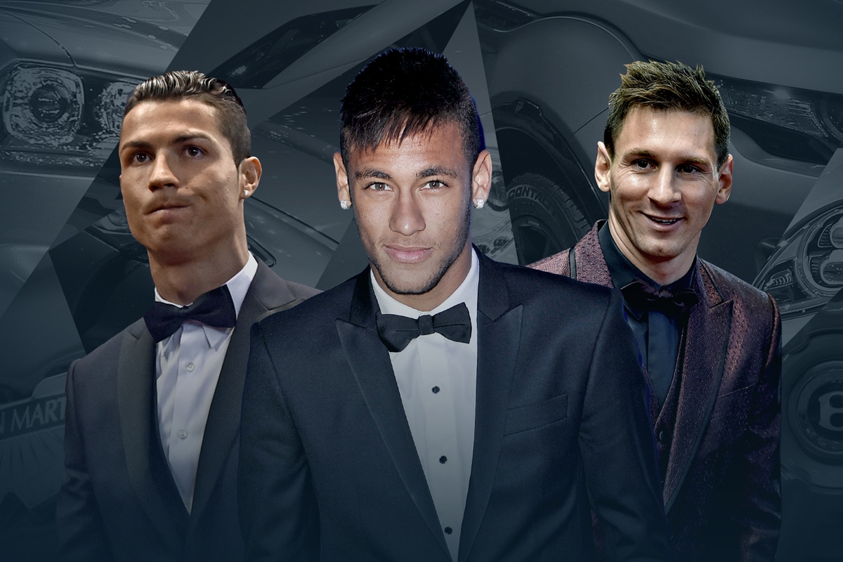 这是在干嘛？火箭场边情侣大尺度“秀恩爱” 乌度卡回头撞见