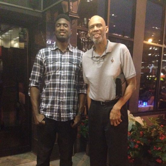 2008 历史告别：洋基球场（旧）在 9 月举行最后一场正式比赛，基特发表告别演说