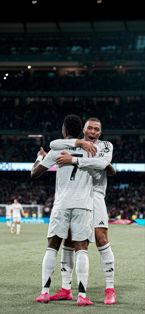 切尔西战术调整显成效